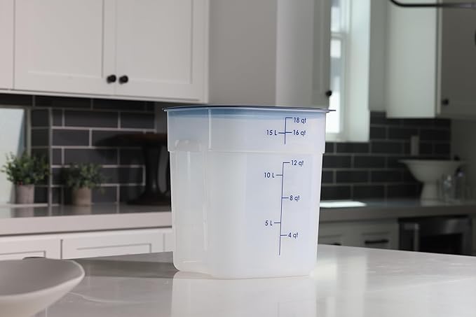 Cambro FreshPro 18 Quart (QT) Food Storage Container with Lid (Restaurant Grade) - for Food Prep, Commercial Kitchen, Pet and Dog Food Container (Translucent)