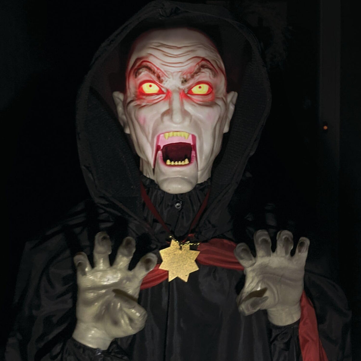 Haunted Hill Farm Motion-Activated Lurching Vampire by Tekky, Lunging Halloween Animatronic for Indoor or Covered Outdoor Creepy Halloween Decorations, Plug-in or Battery Operated Halloween Prop