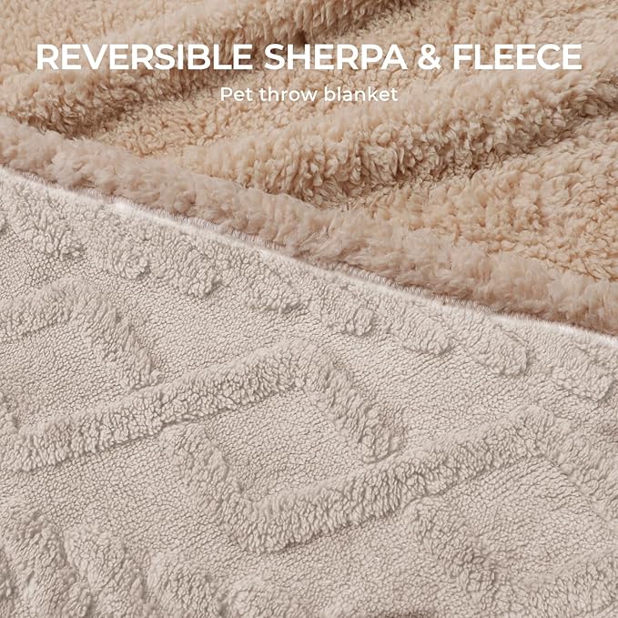 Waterproof Pet Blanket, Liquid Pee Proof Dog Blankets for Sofa Bed Couch, Reversible Sherpa Fleece Furniture Protector Cover for Small Medium Large Dogs Cats,Beige-Thicken Small（40" x 28"）